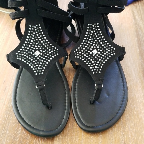 ashley stewart summer sandals